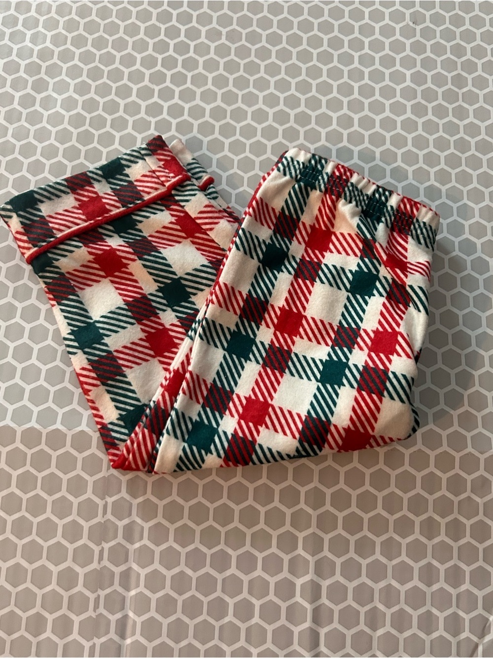 BearPaw Red Green Cream Plaid Fleece Pajama Set w Bear Patch on Pocket Size 18M - Picture 5 of 7